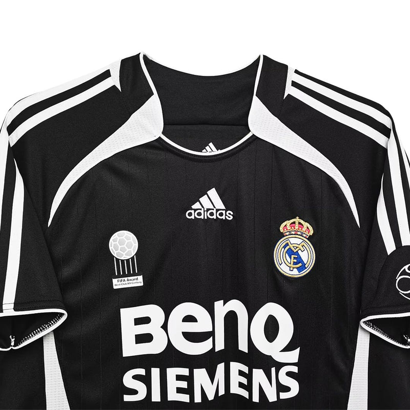 Camiseta Retro Real Madrid Away 2006/07 + 5 REGALOS 🎁