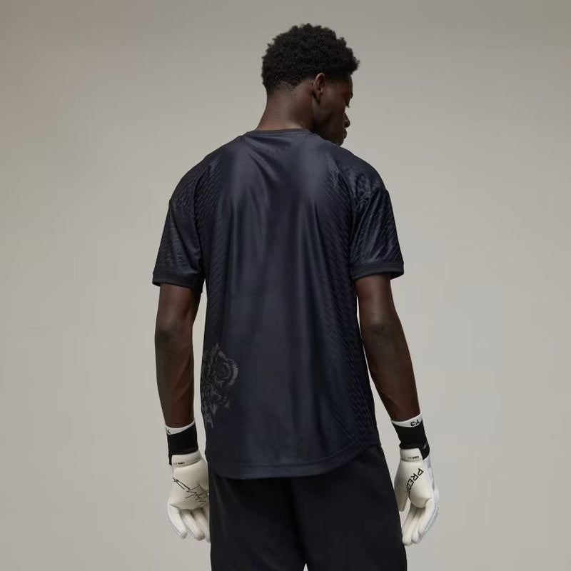 Camiseta Real Madrid 2023/24 Y-3 - Negra + 5 REGALOS