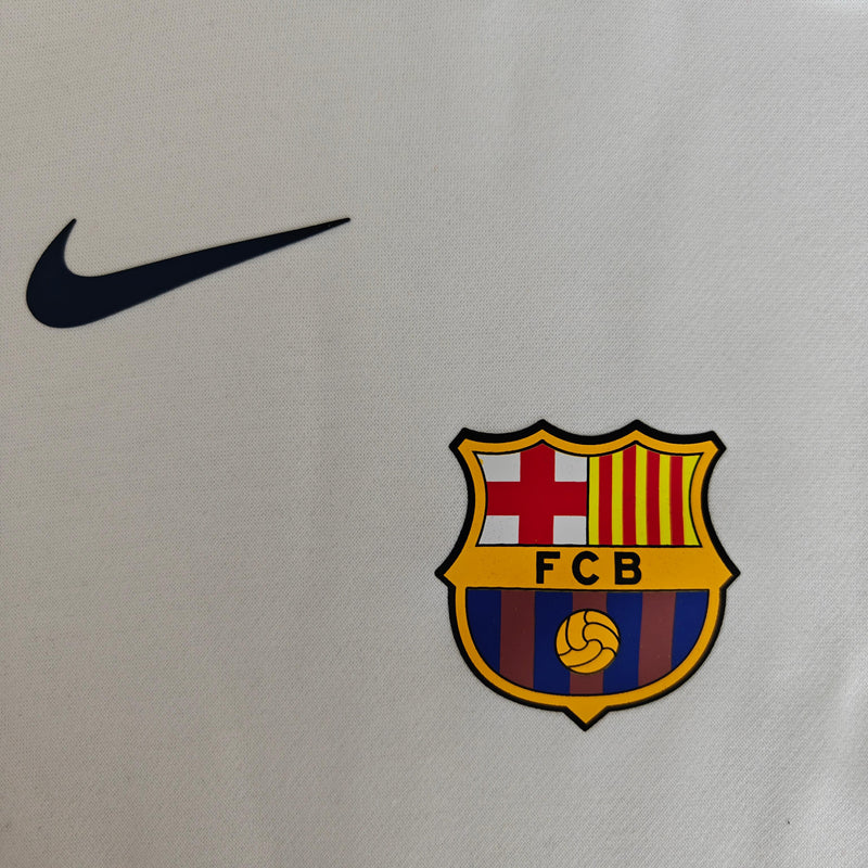 Sudadera blanca del Barcelona – Exclusivo en España